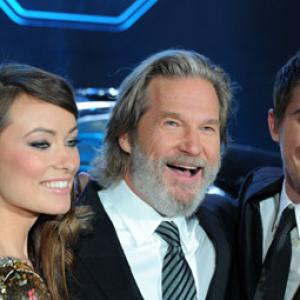 Jeff Bridges, Olivia Wilde and Garrett Hedlund at event of Tronas: Palikimas (2010)