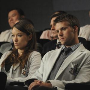Still of Jesse Spencer and Olivia Wilde in Hausas 2004