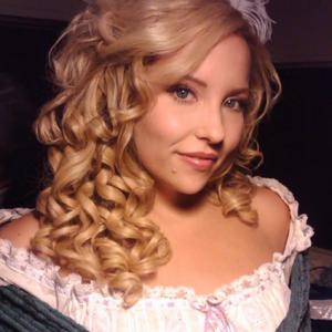 Cecilie Bull as Pearl on the set of Heathens and Thieves
