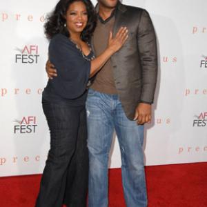 Oprah Winfrey and Tyler Perry at event of Precious 2009