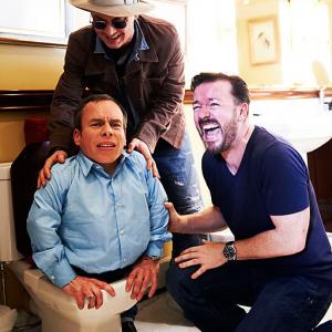 Still of Johnny Depp, Warwick Davis and Ricky Gervais in Life's Too Short (2011)