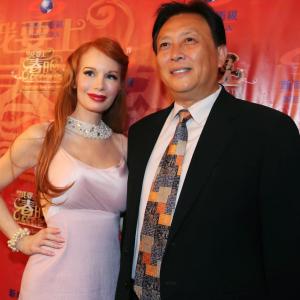 National Judges for CCTVs Chinese New Year Gala  the first time the event was held in the US  Producer Kimberley Kates and Chinas Mr Guoqiang Tang at CCTVs event September 7 2014