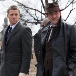 Still of Donal Logue and Ben McKenzie in Gotham Pilot 2014
