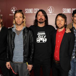 Dave Grohl, Nate Mendel, Pat Smear, Taylor Hawkins, Chris Shiflett and Foo Fighters at event of Sound City (2013)