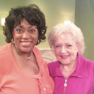Pilot for Hot in Cleveland with Betty White