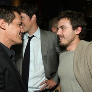 Casey Affleck and Josh Brolin at event of W 2008
