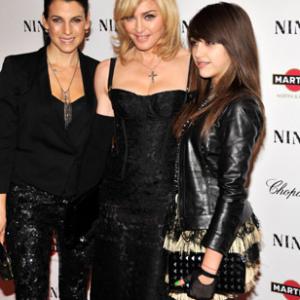Madonna Jessica Seinfeld and Lourdes Leon at event of Nine 2009