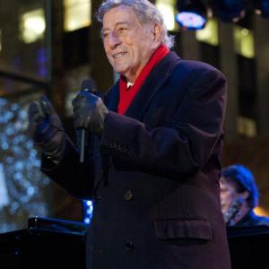 Still of Tony Bennett and Carson Daly in NBCs New Years Eve with Carson Daly 2012