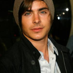 Zac Efron at event of Watchmen 2009