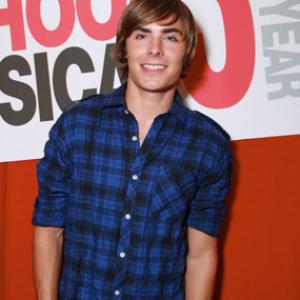 Zac Efron at event of High School Musical 3: Senior Year (2008)