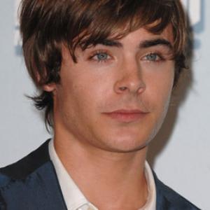 Zac Efron at event of 2008 MTV Movie Awards (2008)