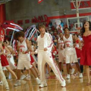 Still of Corbin Bleu, Ashley Tisdale, Vanessa Hudgens and Zac Efron in High School Musical (2006)