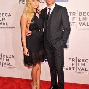 Zac Efron and Maika Monroe at event of At Any Price 2012
