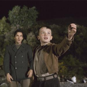 Still of Ben Chaplin and Alex Etel in The Water Horse (2007)
