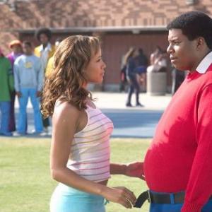 Fat Albert Kenan Thompson discovers love in the real world with Lauri Dania Ramirez