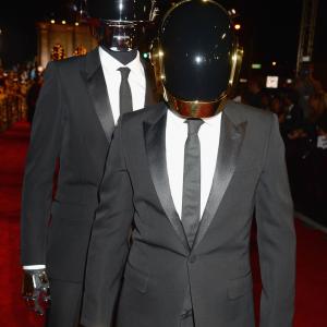 Daft Punk at event of 2013 MTV Video Music Awards (2013)