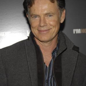 Bruce Greenwood at event of Manes cia nera 2007