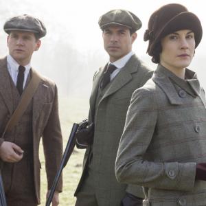 Still of Allen Leech, Michelle Dockery and Tom Cullen in Downton Abbey (2010)
