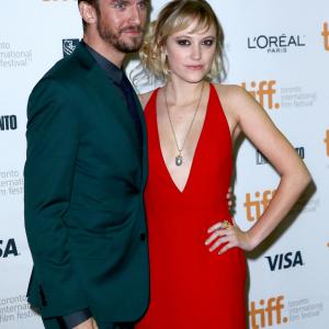 Dan Stevens and Maika Monroe at event of The Guest (2014)