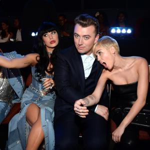 Miley Cyrus, Katy Perry and Sam Smith at event of 2014 MTV Video Music Awards (2014)