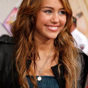 Miley Cyrus at event of Hana Montana: filmas (2009)