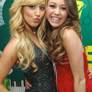 Ashley Tisdale and Miley Cyrus at event of Total Request Live 1999