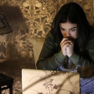 Still of Lucy Hale in Jaunosios melages (2010)