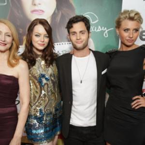 Penn Badgley, Patricia Clarkson, Emma Stone and Aly Michalka at event of Easy A (2010)