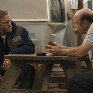 Still of Dayton Callie and Charlie Hunnam in Sons of Anarchy 2008