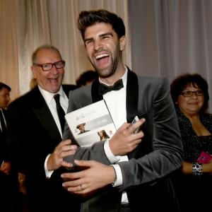 Ed ONeill and Justin Mikita at event of The 66th Primetime Emmy Awards 2014