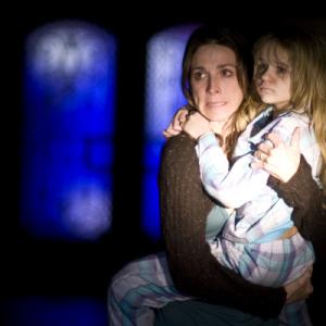 Still of Marin Hinkle and Joey King in Quarantine 2008