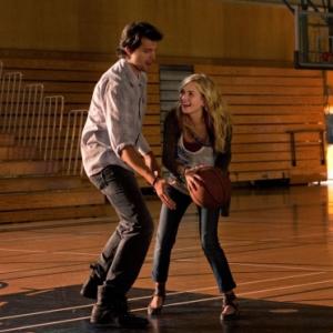 Still of Kristoffer Polaha and Britt Robertson in Life Unexpected (2010)