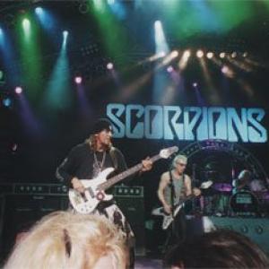 Ralph Rieckermann on Stage with Scorpions
