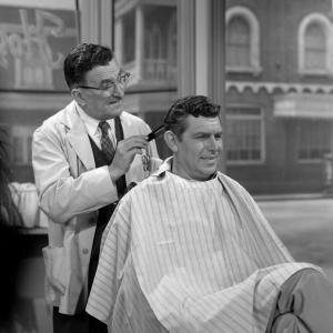 Still of Andy Griffith and Howard McNear in The Andy Griffith Show (1960)