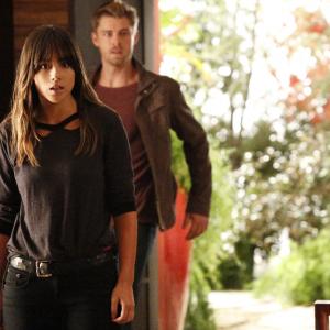 Still of Luke Mitchell and Chloe Bennet in Agents of SHIELD 2013