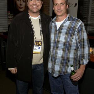 Tom Arnold and John Hegeman at event of Happy Endings 2005