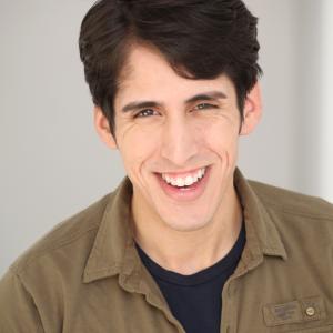 Current Headshot for Andrew Fafoutakis