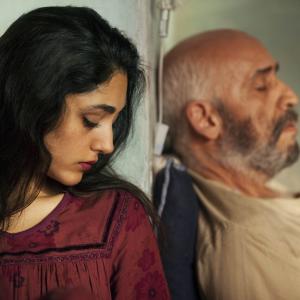 Still of Golshifteh Farahani and Hamid Djavadan in Syngueacute sabour pierre de patience 2012