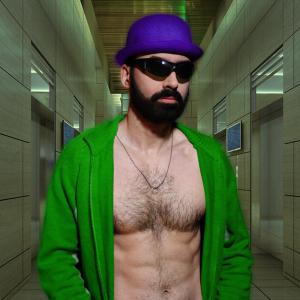 Always ready for the unexpected is my motto. Toujours prêt pour l'imprévu est ma devise. #DarkGlasses #ReadyToParty #NightLife #MoonDazeTV #Season03 #ComingSoon #Beard #LifeIsGood