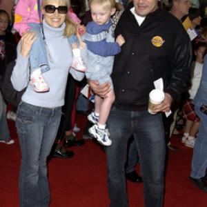 William Baldwin and Chynna Phillips at event of Dr Seuss The Cat in the Hat 2003