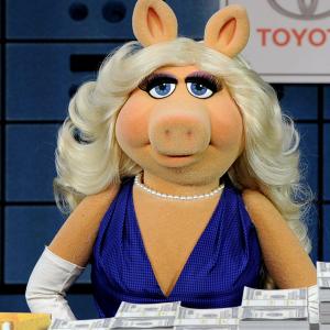 Miss Piggy at event of Muppets Most Wanted (2014)