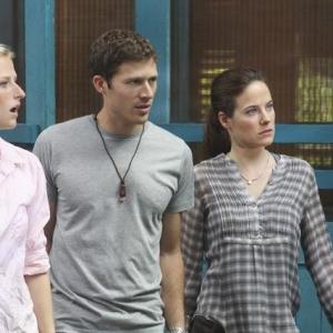 Still of Caroline Dhavernas, Mamie Gummer and Zach Gilford in Off the Map (2011)