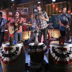Still of Greg Gayne and Green River Ordinance in Hart of Dixie (2011)