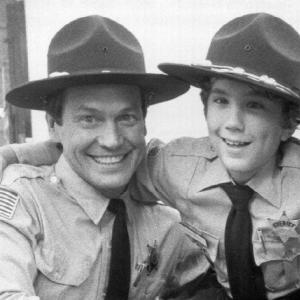 Sonny Enos Shroyer and Cam Cornelius on the set of The Dukes of Hazzard