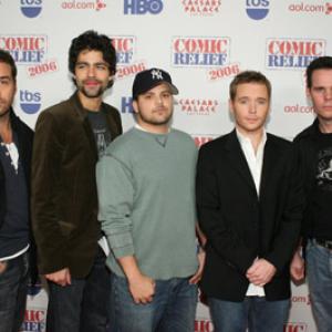 Kevin Dillon, Adrian Grenier, Jeremy Piven, Kevin Connolly and Jerry Ferrara at event of Comic Relief 2006 (2006)