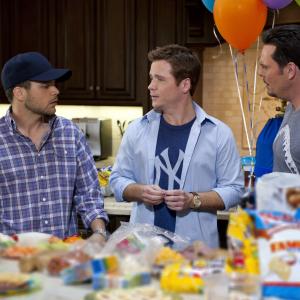 Still of Kevin Dillon Kevin Connolly and Jerry Ferrara in Entourage 2004
