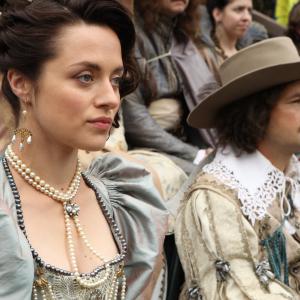 Still of Zo Tapper in The Musketeers 2014