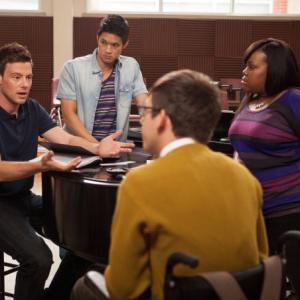 Still of Beth Dubber, Harry Shum Jr., Cory Monteith and Amber Riley in Glee (2009)