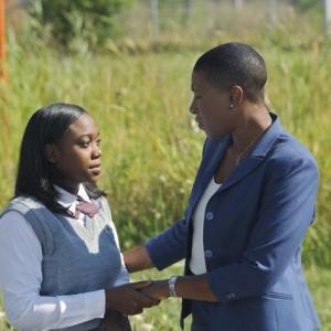 Still of Aisha Hinds and Jamai Fisher in Detroit 1-8-7 (2010)