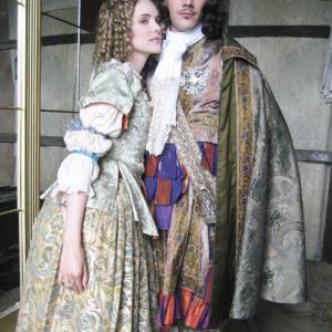 Still of Samuel Theis Louis XIV and Laura Weissbecker Mlle de la Valliere in Versailles le reve dun roi